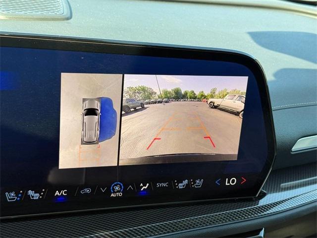 new 2025 Chevrolet Traverse car, priced at $51,295