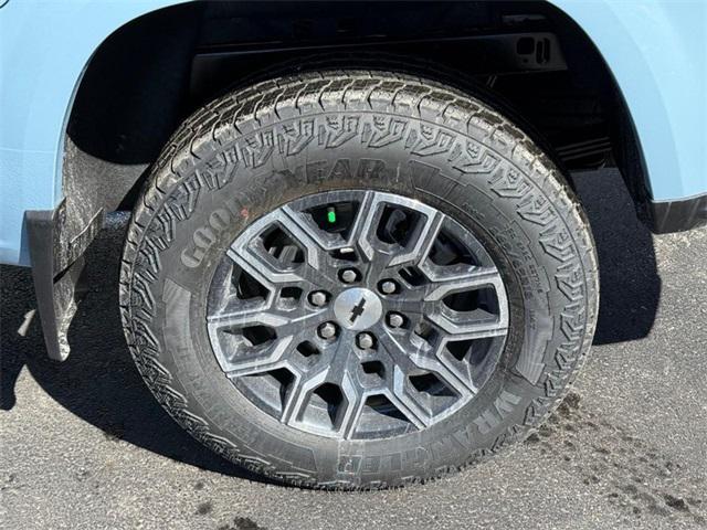 new 2025 Chevrolet Colorado car, priced at $44,990