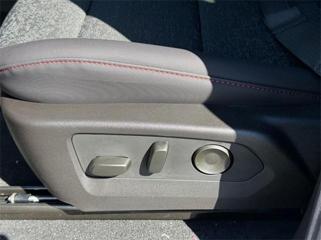 new 2025 Chevrolet Colorado car, priced at $44,990