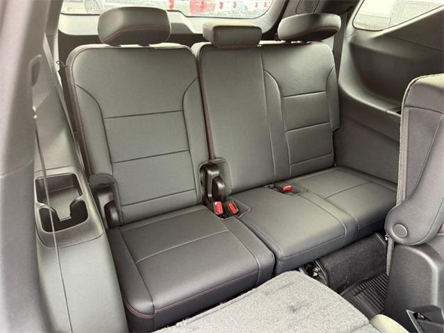 new 2026 Chevrolet Traverse car, priced at $55,020