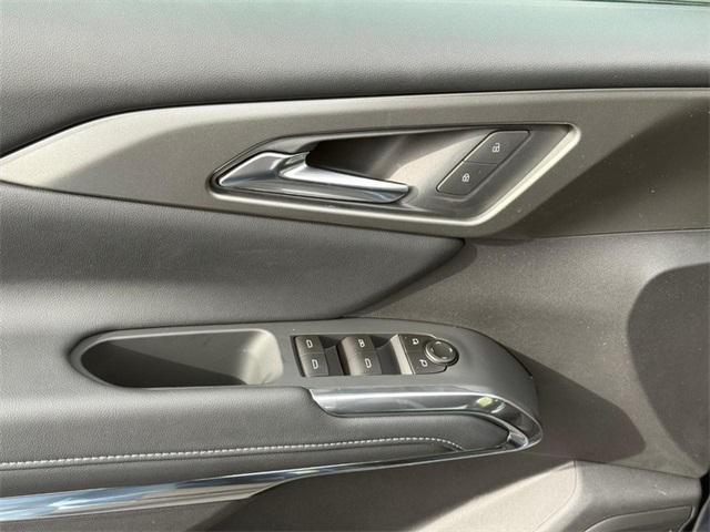 new 2026 Chevrolet Traverse car, priced at $44,630