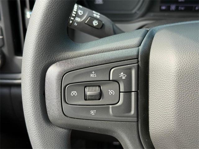 new 2025 Chevrolet Silverado 1500 car, priced at $40,910