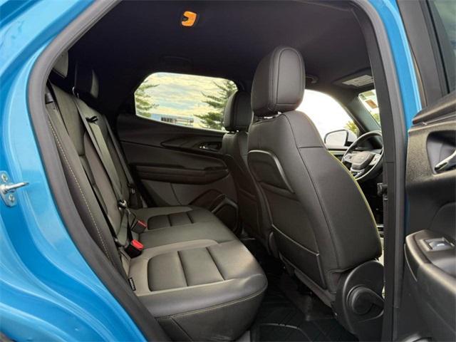 used 2025 Chevrolet TrailBlazer car, priced at $27,998