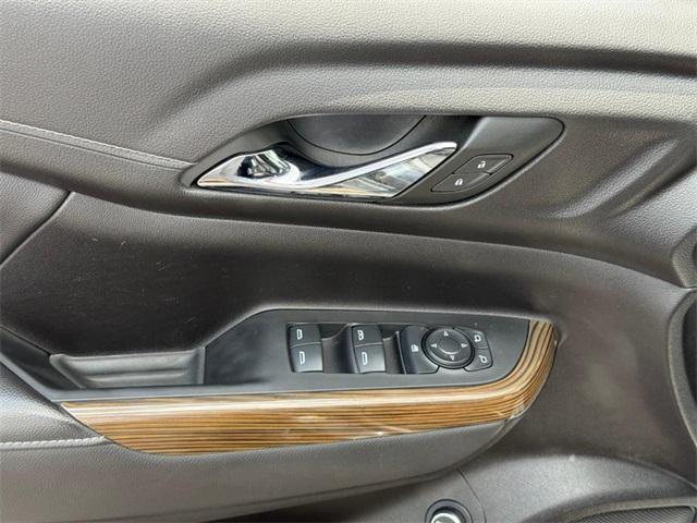 used 2023 GMC Acadia car, priced at $31,498
