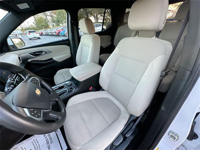 used 2022 Chevrolet Traverse car, priced at $25,577