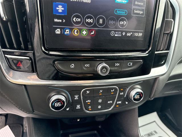 used 2023 Chevrolet Traverse car, priced at $31,898