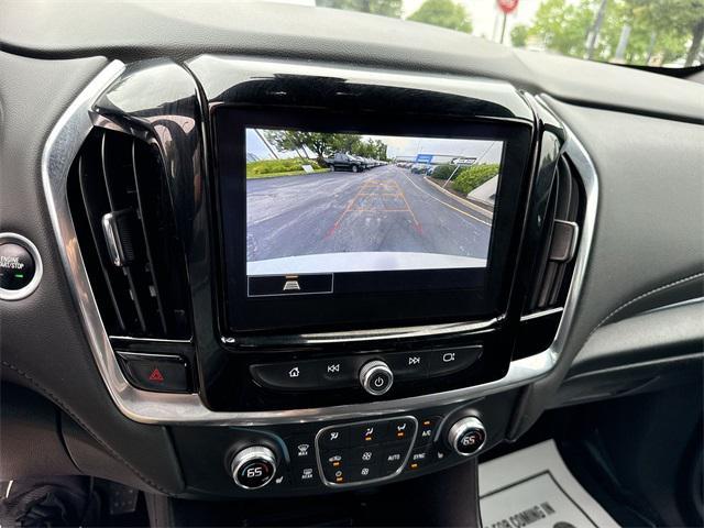 used 2023 Chevrolet Traverse car, priced at $31,898