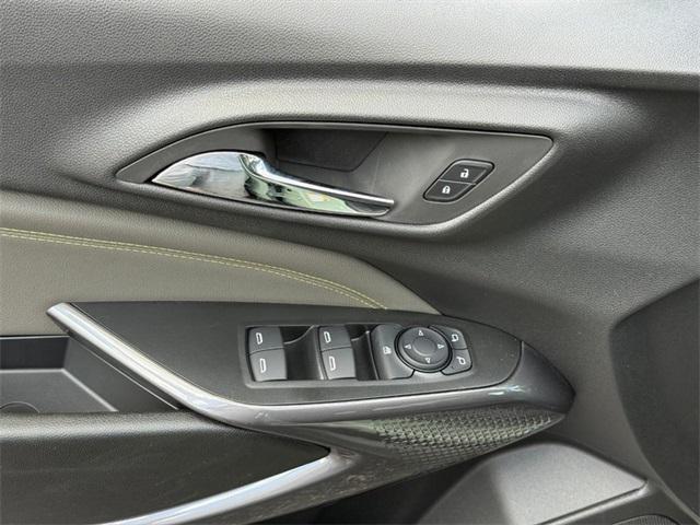 new 2025 Chevrolet Trax car, priced at $25,980