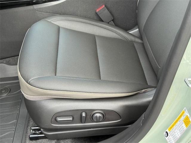 new 2025 Chevrolet Trax car, priced at $25,980