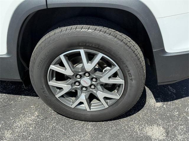 used 2023 GMC Acadia car, priced at $31,298