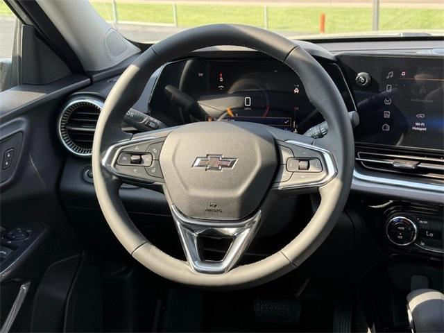 new 2025 Chevrolet Trax car, priced at $26,600