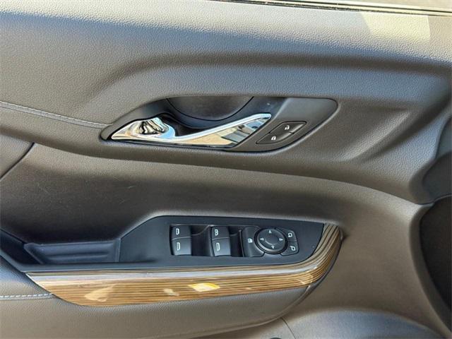used 2023 GMC Acadia car, priced at $28,798