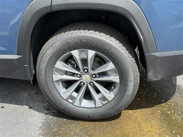 new 2026 Chevrolet Equinox car, priced at $30,690