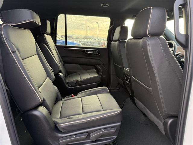 new 2025 Chevrolet Suburban car, priced at $81,090