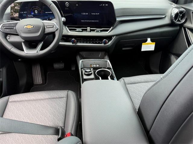 new 2026 Chevrolet Equinox car, priced at $30,540