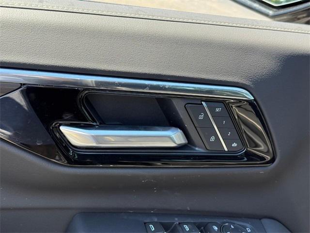 new 2025 Chevrolet Suburban car, priced at $84,400