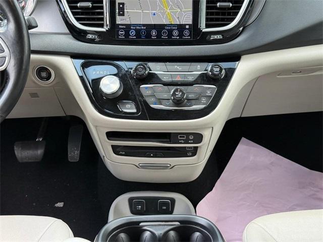 used 2020 Chrysler Pacifica car, priced at $23,498