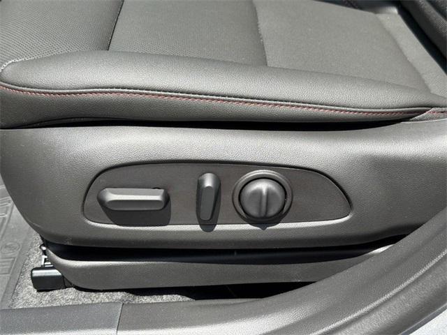 new 2025 Chevrolet Trax car, priced at $26,185