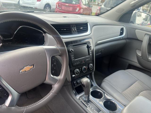 used 2015 Chevrolet Traverse car, priced at $10,875