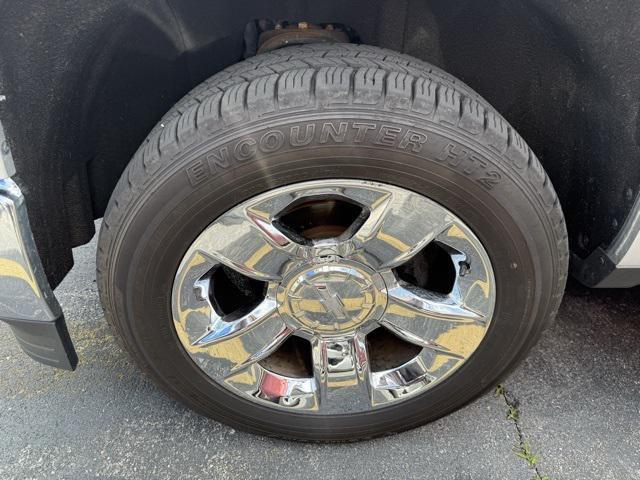 used 2015 Chevrolet Silverado 1500 car, priced at $22,977