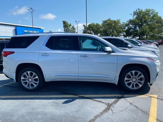 used 2021 Chevrolet Traverse car, priced at $34,349