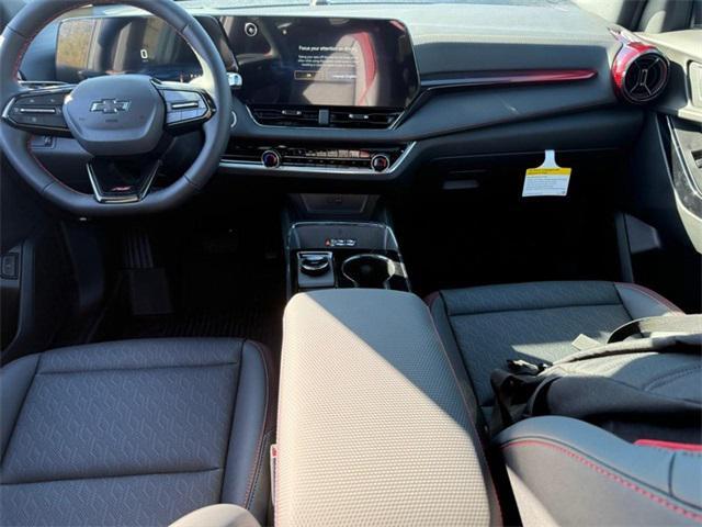 new 2026 Chevrolet Equinox car, priced at $32,650