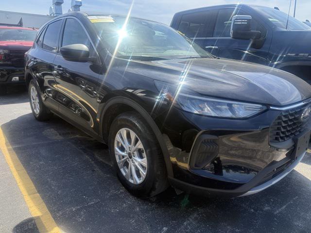used 2024 Ford Escape car, priced at $23,398