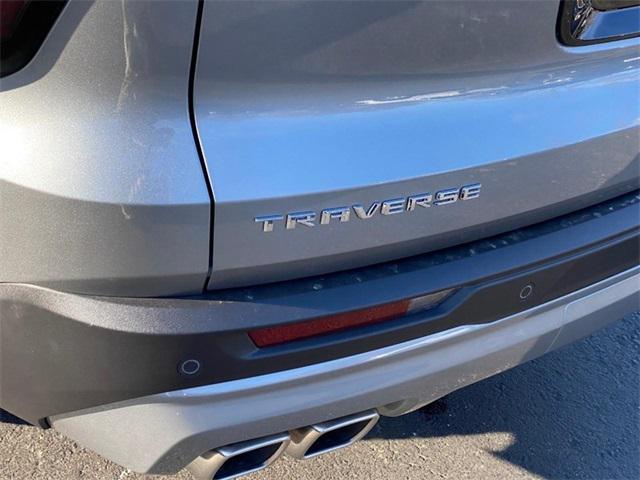 new 2025 Chevrolet Traverse car, priced at $41,845