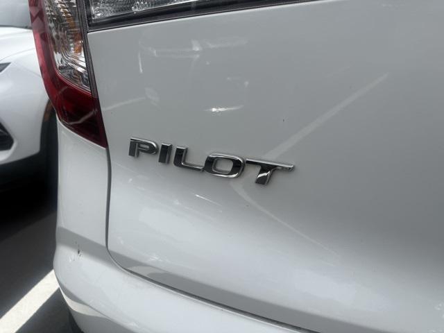 used 2022 Honda Pilot car, priced at $30,675