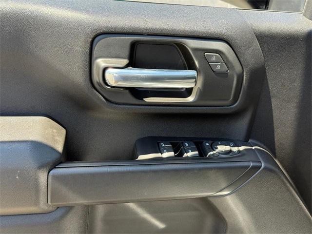 new 2025 Chevrolet Silverado 2500 car, priced at $50,640