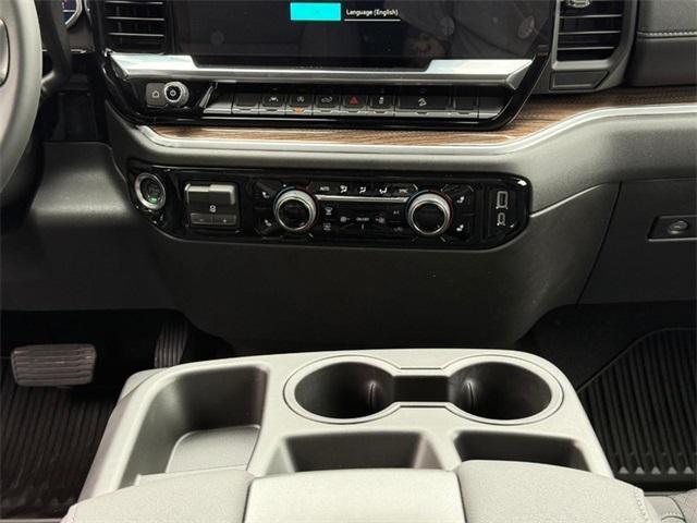 new 2025 Chevrolet Silverado 1500 car, priced at $45,340