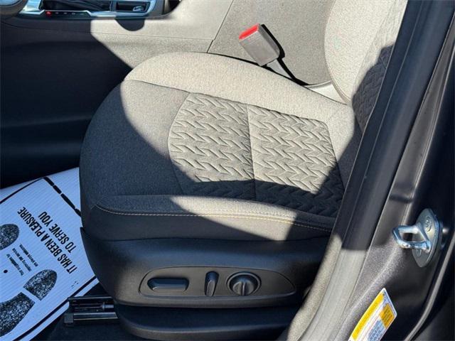 used 2022 Chevrolet Equinox car, priced at $20,998