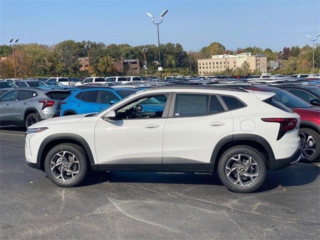 new 2025 Chevrolet Trax car, priced at $24,050