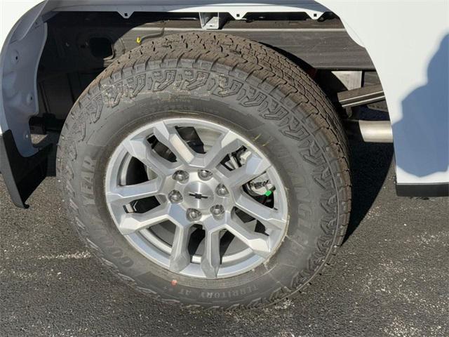 new 2025 Chevrolet Silverado 1500 car, priced at $47,930