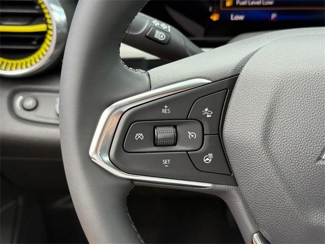 new 2025 Chevrolet Trax car, priced at $24,940
