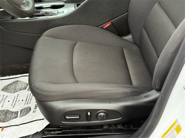 used 2023 Chevrolet Malibu car, priced at $17,998