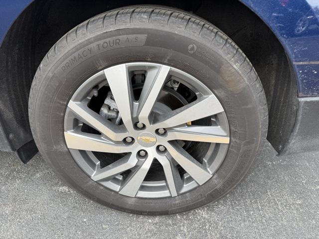 used 2022 Chevrolet Equinox car, priced at $24,998