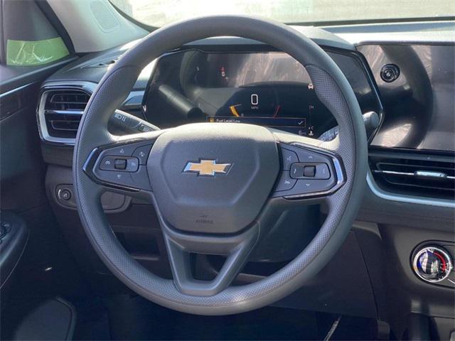 new 2025 Chevrolet TrailBlazer car, priced at $24,601