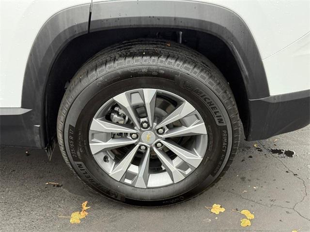 used 2025 Chevrolet Equinox car, priced at $26,598