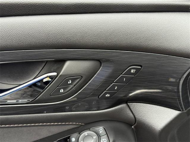 used 2023 Chevrolet Traverse car, priced at $40,998