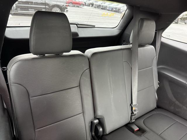 used 2023 Chevrolet Traverse car, priced at $41,998