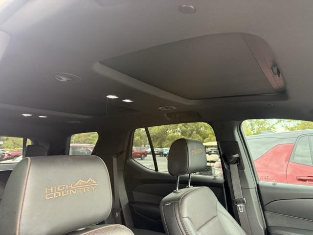 used 2023 Chevrolet Traverse car, priced at $41,998