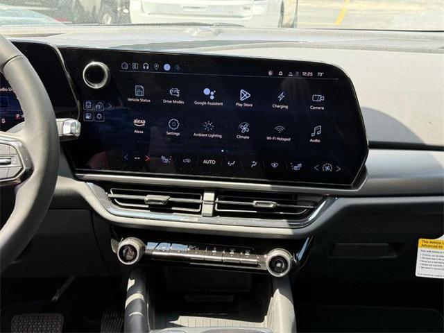new 2025 Chevrolet Equinox EV car, priced at $33,090