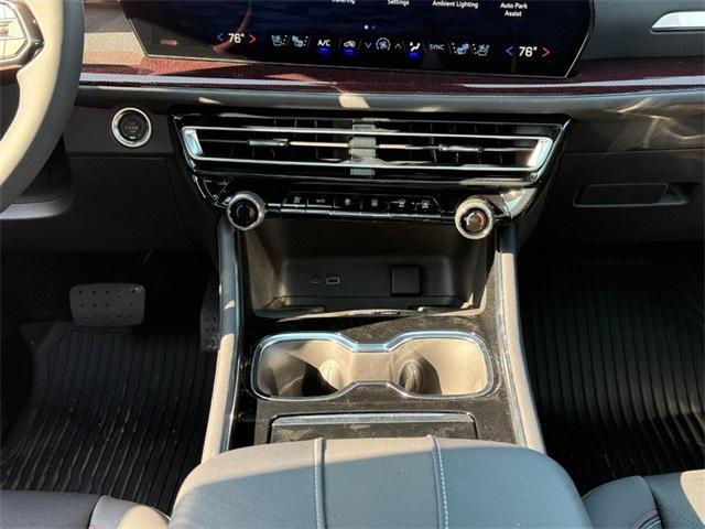 new 2025 Chevrolet Traverse car, priced at $57,069