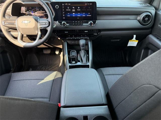new 2025 Chevrolet Colorado car, priced at $33,810