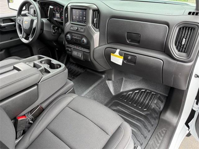 new 2025 Chevrolet Silverado 1500 car, priced at $30,930