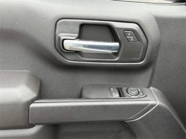 new 2025 Chevrolet Silverado 1500 car, priced at $30,930