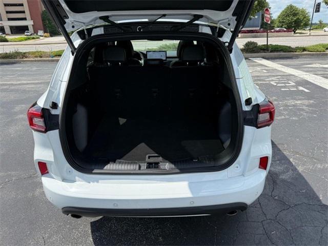 used 2023 Ford Escape car, priced at $25,895