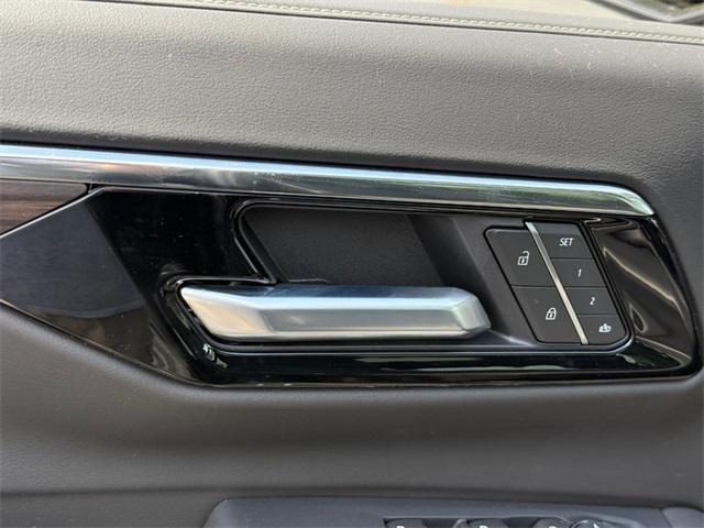 new 2025 Chevrolet Suburban car, priced at $84,200