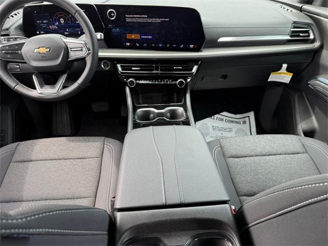 new 2025 Chevrolet Traverse car, priced at $41,495